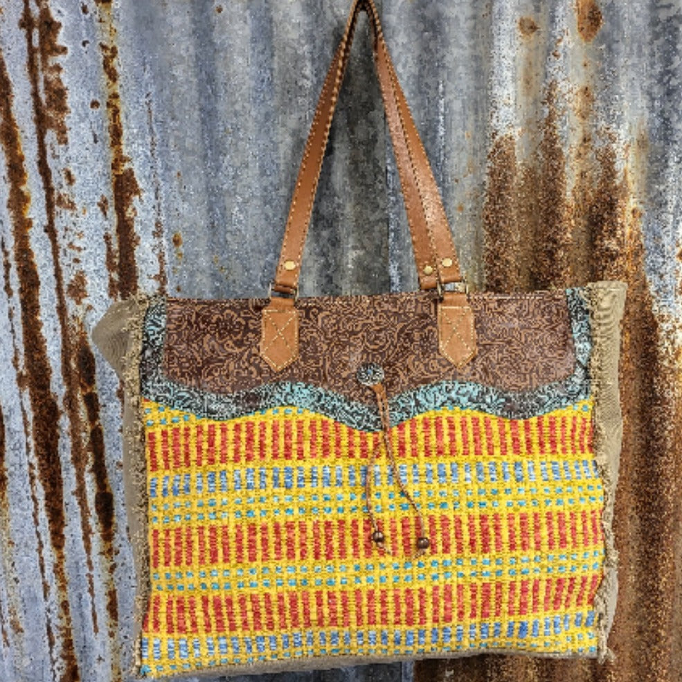 Juane Fun Weekender Front