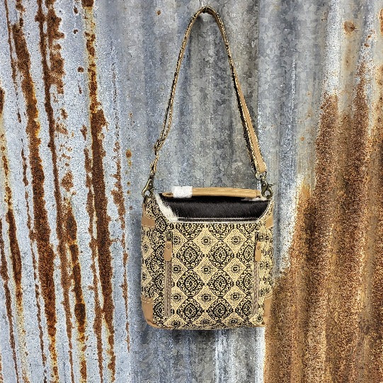 Stencil Conceal Crossbody Back