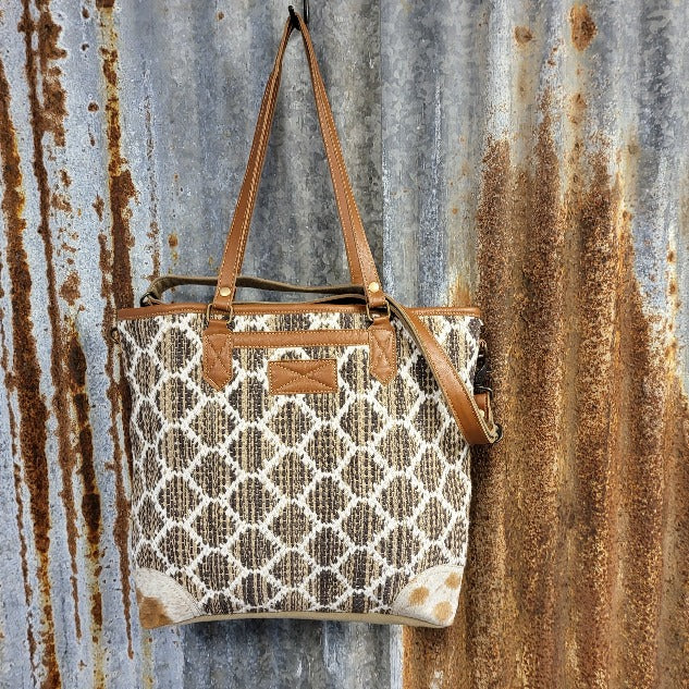 Honeycomb Pattern Tote Front