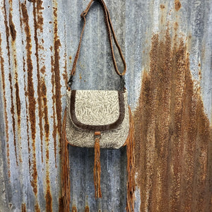 Gray Rug Falling Leaves Crossbody Front