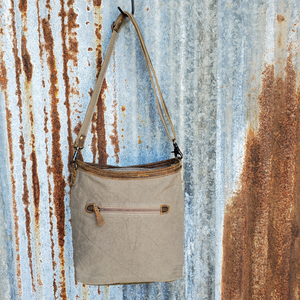 Cream Zigzag Pattern Crossbody Back