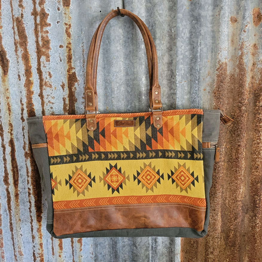 Sunbeam Pattern Weekender Front