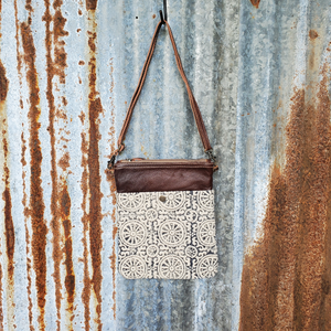 Cream and Blue Wheel Pattern Cross Body Front