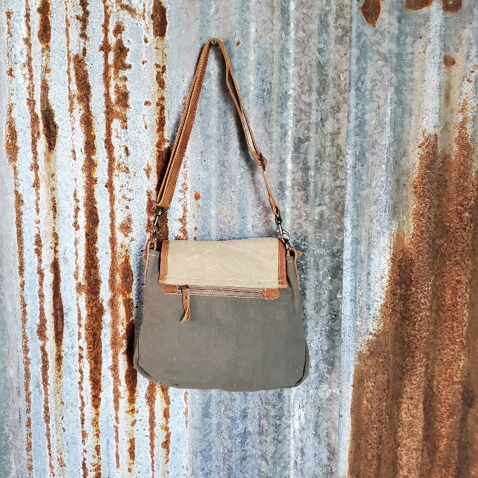 Anchor Flap Cross Body Back