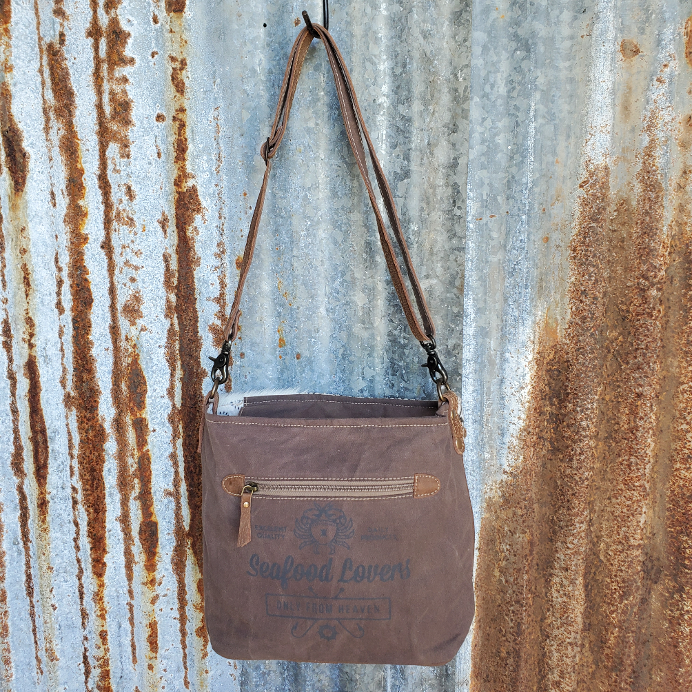 Swirl Cowhide Pocket Cross Body Back